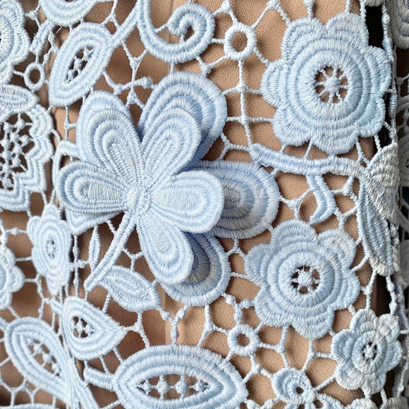 ❌SOLD❌ SELF-PORTRAIT Pale Blue Floral Guipure Lace Long Sleeve Dress - Picture 4 of 10